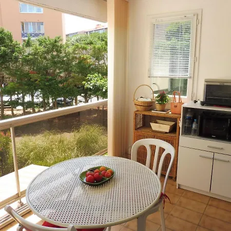 Terrasses D'helios Joli Studio Cabine Proche Richelieu Cap D'agde アパート